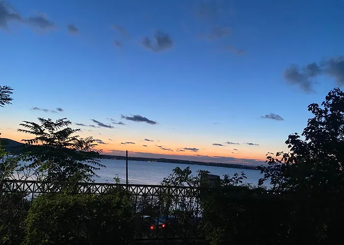 Aj 2, Santa Marina Village, *